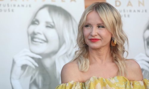 Rijetko ih viđamo zajedno: Danijela Martinović objavila fotografiju s mlađom sestrom