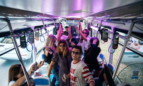 Tramvaj broj 18 u Zagrebu: Ovako je Hrvatski Telekom predstavljanje iPhonea pretvorio u gradsko iskustvo