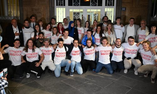 Srpski studenti imali kampanju u BiH: Policajci im zabranili štand