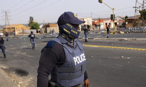 Dvije pucnjave u Južnoj Africi: U napadima na gostionice ubijeno 27 ljudi