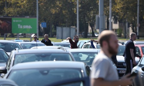 Zagrepčani su se organizirali: Osvanula aplikacija kojom se nude slobodna mjesta u autu