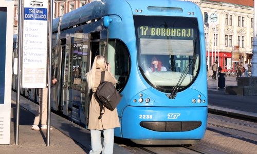 Dva tramvaja ipak na ulici: Šef ZET-a poziva vozače na prekid štrajka; Oglasio se Grad Zagreb