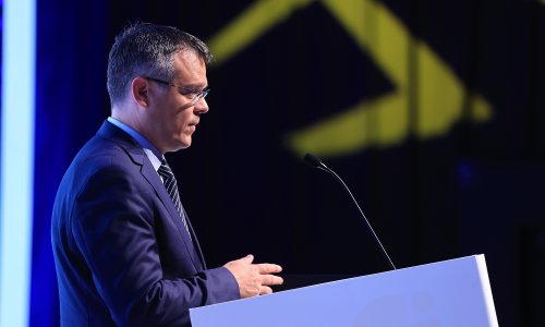 Mesić traži od Vlade da odustane od 'sidrenih cijena': 'Opterećuju poduzetnike'