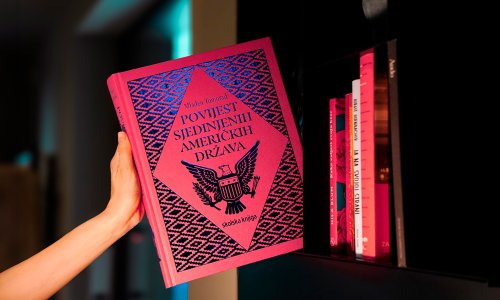 Poklanjamo monografiju 'Povijest Sjedinjenih Američkih Država' Mladena Tomorada