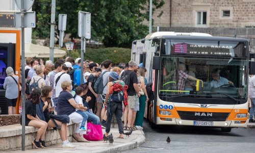 Poznate su plaće u ZET-u, a ovo su primanja vozača u Šibeniku, Zadru i Dubrovniku