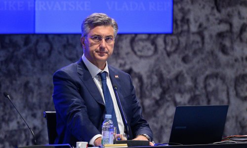 Vlada kadrovirala iza zatvorenih vrata: Pogledajte tko je dobio nove dužnosti