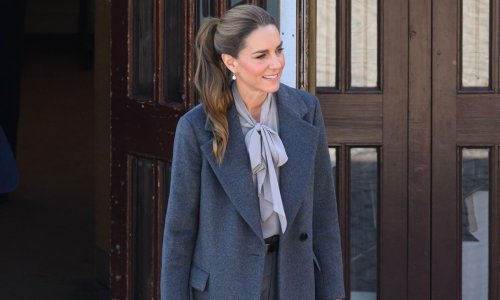 Kate Middleton ima savršenu jesensku kombinaciju, ali njezina frizura je pun pogodak