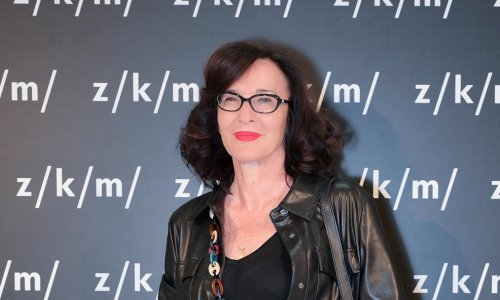 Kožni komplet i krznene natikače: Senka Bulić na premijeri u ZKM-u pokazala vrhunski modni bunt
