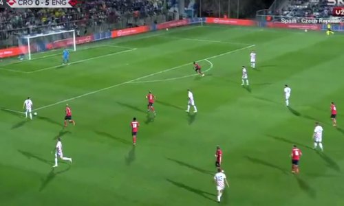 Je li ovo moguće? Pogledajte kako je igrač Bayerna namjestio Englezima gol za nestvarnih 6:0
