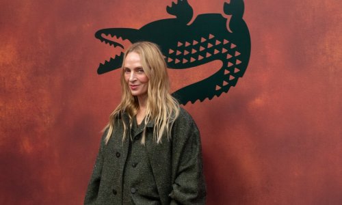 Bez dekoltea i prozirnih tkanina: Uma Thurman u maslinastozelenom odijelu bila je definicija pariške elegancije