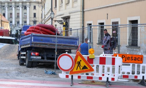 [FOTO] Pogledajte kako napreduju radovi u Staroj Vlaškoj