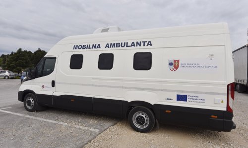 Mobilne ambulante olakšavaju život starijima, ali nedostaje još jedna važna karika