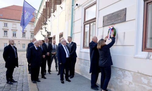 Prije 35 godina JNA raketirala Banske dvore, počinje suđenje šestorki: 'Da se nije ustao od stola, nitko ne bi ostao živ'