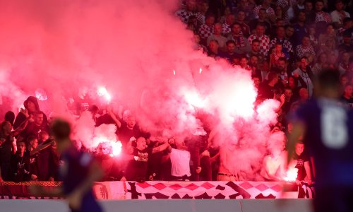 UEFA žestoko kaznila HNS zbog rasizma: Vatrenima prijeti nova utakmica bez navijača