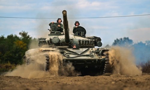 Pogledajte video: Obračun Kuna, Sokolova i Puma u jugoslovenskim M-84 tenkovima
