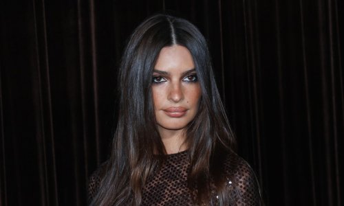 Emily Ratajkowski ponovno zaigrala na kartu provokacije: Prozirna haljina otkrila je gotovo sve