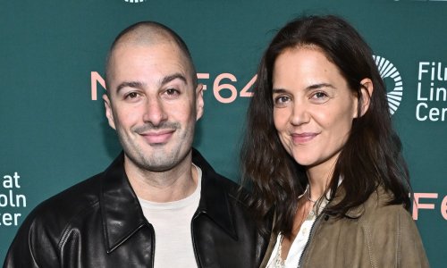 Bez trunke šminke i ludo zaljubljena: Katie Holmes blista uz novog dečka, potvrdili vezu na crvenom tepihu