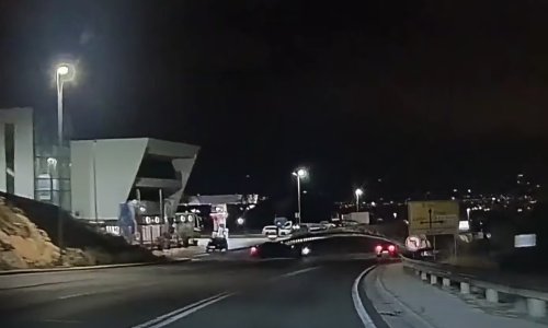 Opasna navika vozača u Trogiru: Pogledajte što rade kod benzinske postaje