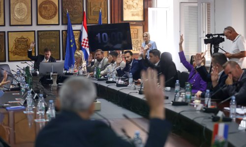 Ništa od ograničavanja točenja alkohola u splitskim klubovima: Evo što se mijenja, a što ostaje isto
