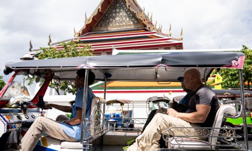 Bangkok traži rješenje za buku i ispušne plinove: Razmatraju zabranu motoriziranih tuk-tukova?