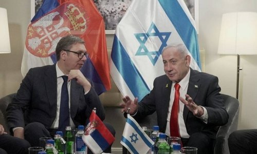 Srpski vožd besramno pokrao Netanyahua: Dok Bibi čuva djecu, Vučić čuva - djedicu