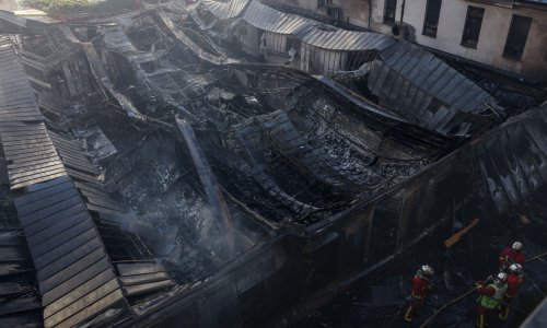 FOTO Veliki požar u srcu Pariza: Izgorjela znamenitost stara više od 400 godina