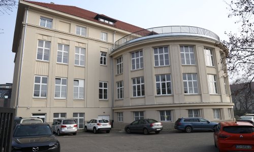 Skandal na Medicinskom fakultetu: Liječnik dobio otkaz zbog poruka studentici