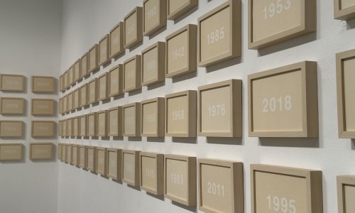 Što ako je 2089. već stigla? Neli Ružić u Zagrebu izlaže vrijeme koje nestaje na suncu