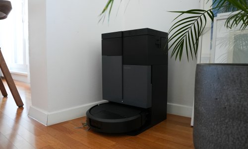 Djeca, pas i prljavi kutovi: Može li Roomba riješiti svakodnevni kućni nered?