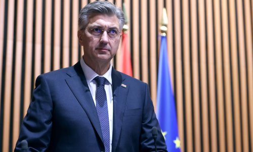 Plenković uzvratio oporbi zbog Gospića: 'Kako su onda svi navalili na lički krumpir?'