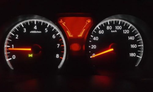 Poznati mehaničar upozorio na pogrešku koju vozači rade odmah nakon paljenja motora: Popravak može biti papren