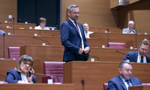 Sukob iz sabornice preselio se pred TV kamere: 'Znate li kad osjećam susramlje?'