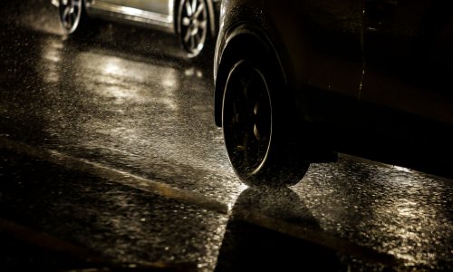 Stigla je sezona skliskih cesta: Dobro se podsjetiti na korisne savjete