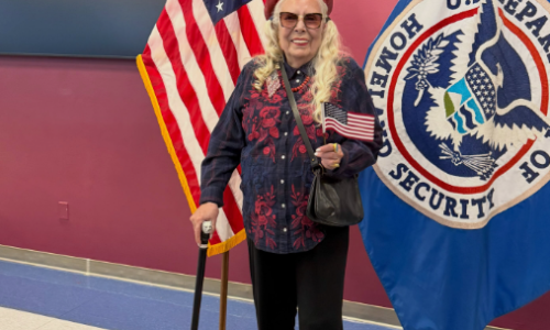 Joni Mitchell postala američka državljanka nakon 62 godine života u SAD-u