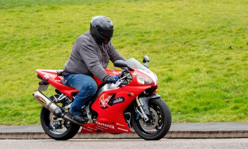 Britanski stručnjaci oduševljeni 30 godina starim motociklom: 'Briljantan je, a mnogi ga i danas podcjenjuju'