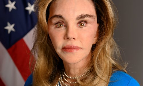 Nova Trumpova veleposlanica izazvala šok na društvenim mrežama: Svi pričaju o njezinu izgledu