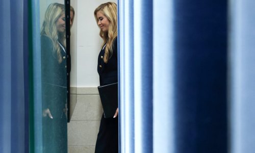 Trumpova nova glasnogovornica izazvala potres u Bijeloj kući: Prvi nastup bio je tek početak problema