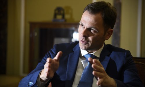 Siniša Mali obmanuo Srbiju: Nema dogovora MOL-a i Gazproma, preuzimanje NIS-a će propasti?