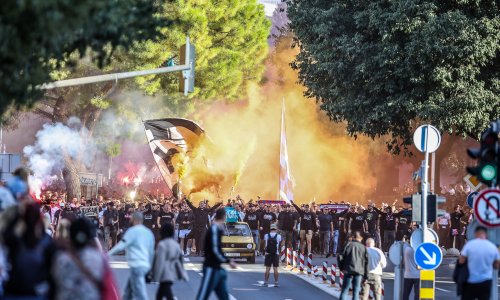 Srpska Arena: 'Nisu samo Srbi meta! U Splitu traje ustaški pir'