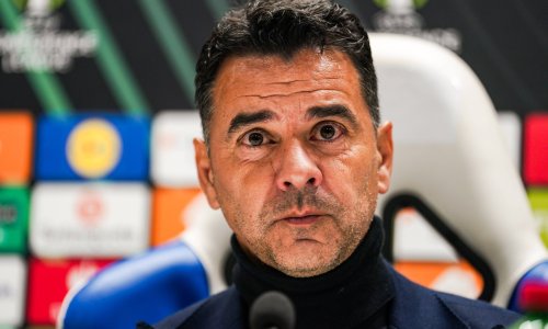 Legende Ajaxa nakon debakla protiv Hajduka otvoreno progovorile o treneru: 'Nama je neugodno ovo slušati'