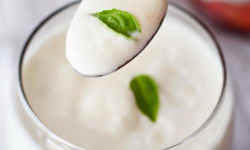Za snažne kosti nije važan samo jogurt: Ove namirnice obiluju kalcijem
