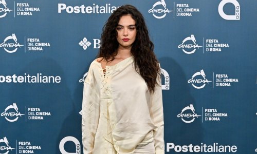 Ne treba joj glamurozna haljina: Kći Monice Bellucci u Rimu je pokazala svoj prepoznatljiv stil