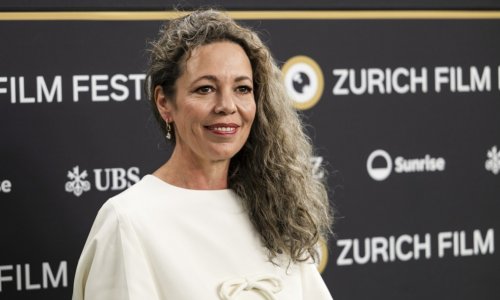 Bez skrivanja sijedih: Olivia Colman pokazala da je prirodna ljepota uvijek u modi