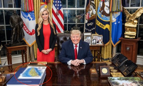 Nesuđena Trumpova glasnogovornica slučajno zakopala predsjednika SAD-a: Otkrila tajnu kartu