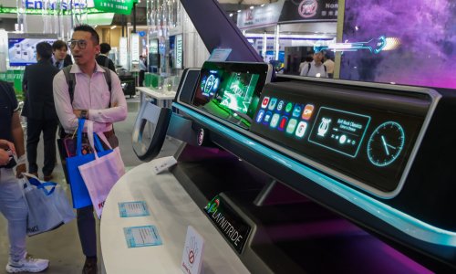 Automobilska industrija otišla je predaleko s ekranima: Kina sada uvodi stroža pravila