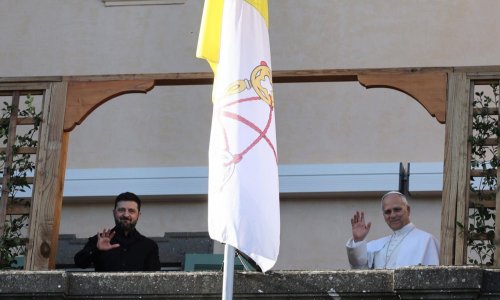 Papa Lav poziva Zelenskom na suradnju s Rusijom oko Oleškog