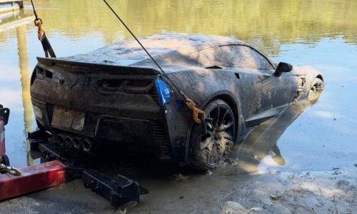 Skupocjeni sportski automobil nestao je prije gotovo šest godina: Kad su ga pronašli na nevjerojatnom mjestu, uslijedio je šok