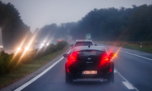 Lamborghini i Ferrari jurili po kiši prema Dubrovniku, jedan se skršio: 'Vozili su 200 km/h'
