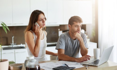 ANKETA: Biste li partneru oprostili da vam godinama skriva koliko zapravo zarađuje?