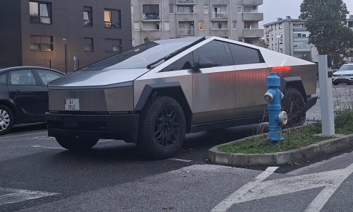 Pogledajte fotografiju Cybertrucka na registraciji u Zagrebu